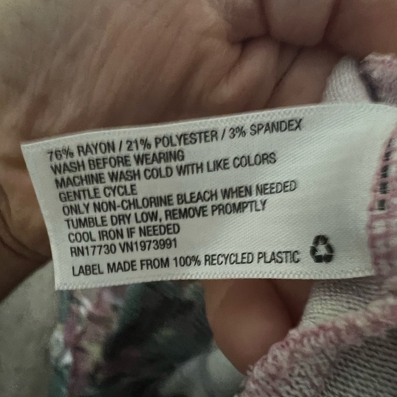 Pajama Set - Picture 2 of 4